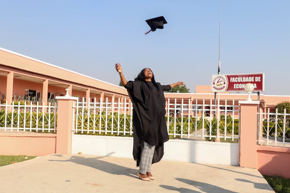 How to Frame and Present Your Novelty Diploma